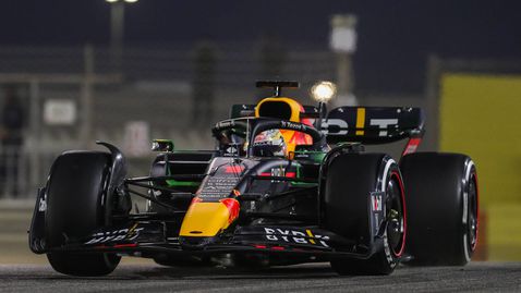 Шампионът Верстапен завърши на върха тестовете във Формула 1