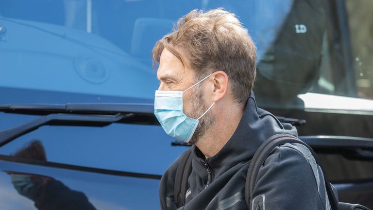 приема на Амекс Стейдиъм в първи двубой от 29 ия кръг