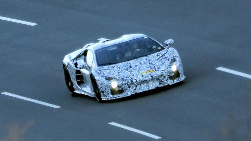Наследникът на Lamborghini Aventador идва през 2023 година