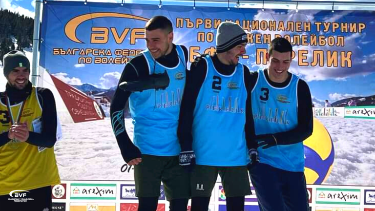 Никола Лазаров, шампион на България по снежен волейбол: Играем с футболни обувки