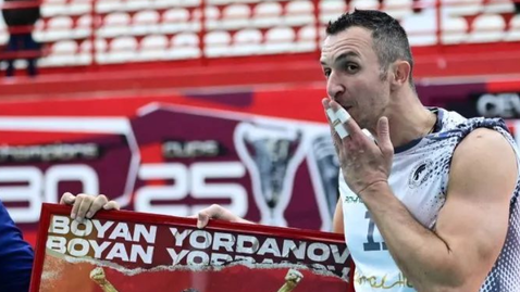 Боян Йорданов официално остава в гръцкия Милон и през следващия сезон