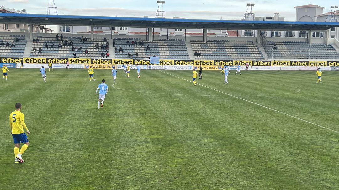 Созопол громи Димитровград