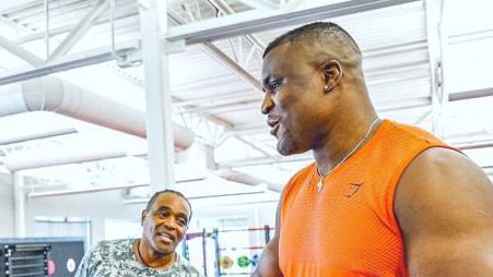  Франсис Нгану подписа с PFL 