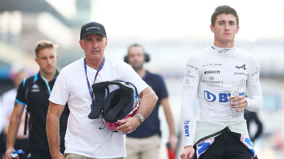 Баща и син Дуън заедно на пистата по време на Гран При на Австралия