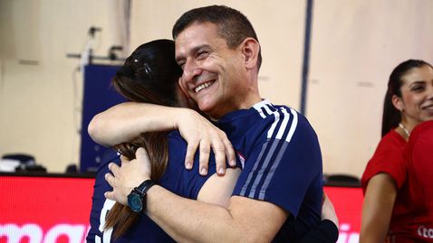 Лоренцо Мичели изведе Олимпиакос до Купата на Гърция