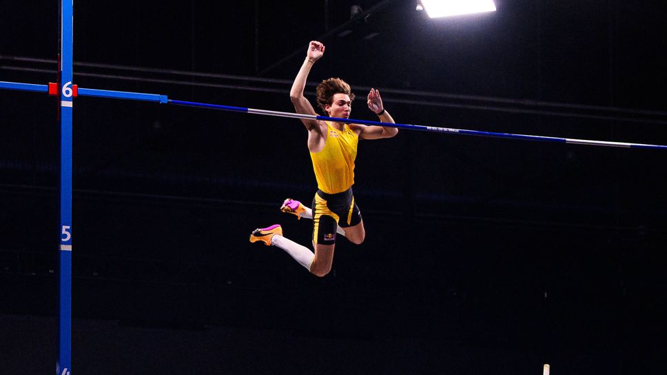 Дуплантис отново показа кой е кралят на овчарския скок с пореден световен рекорд