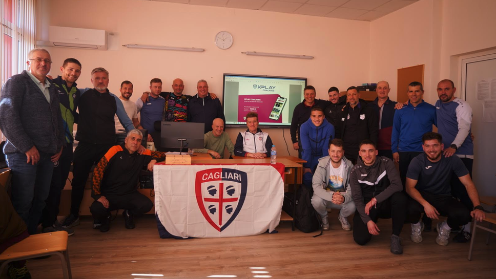 Шефът на академията на Каляри обучава наши треньори