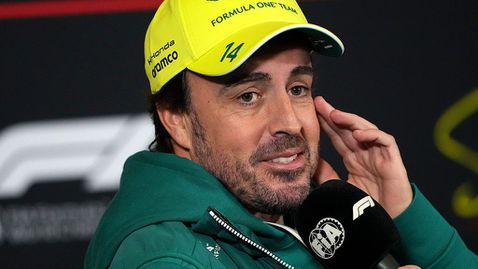 Фернандо Алонсо отново се бори кошмар с марка Хонда, десет години след първия