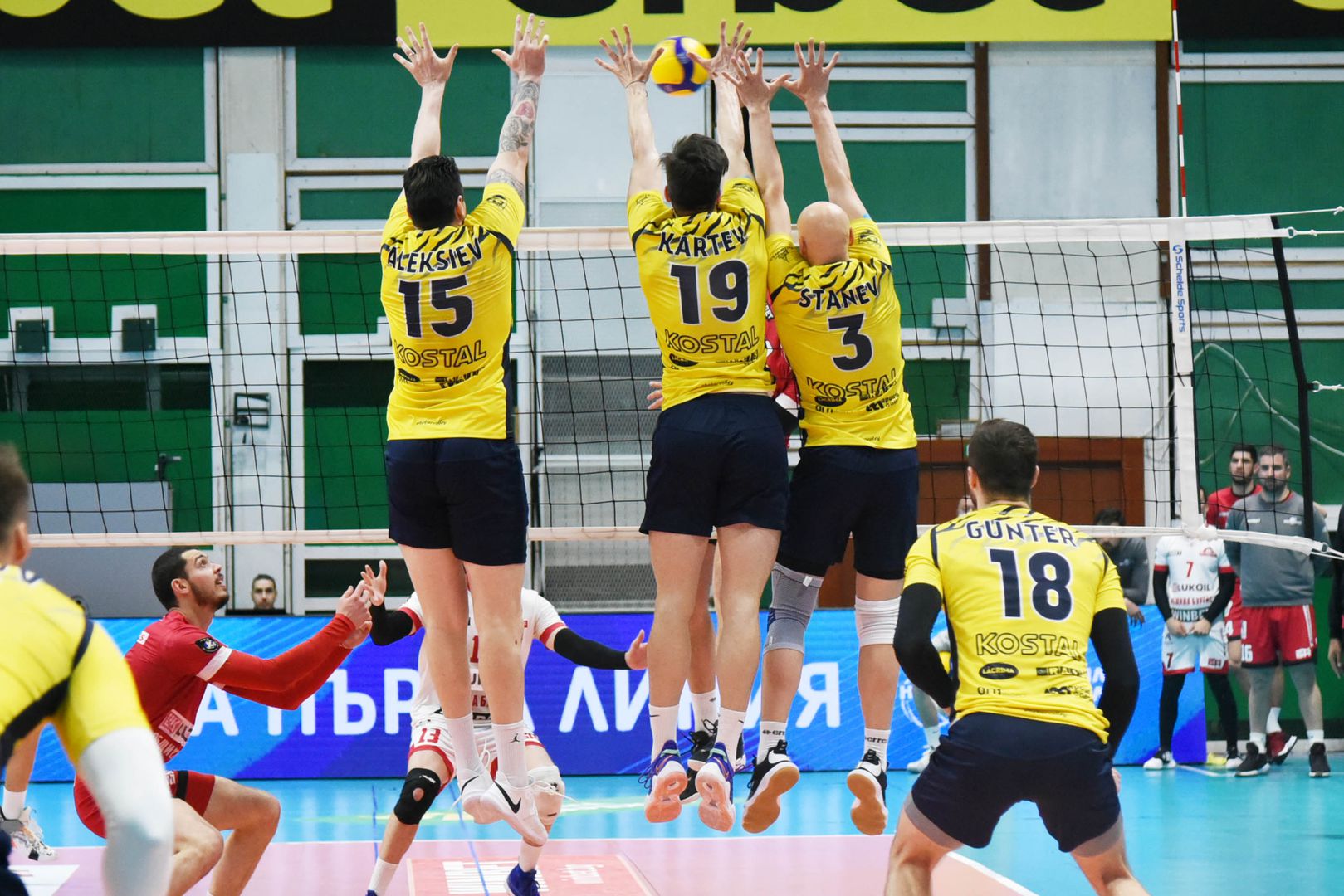 WINBET финал №2: Хебър - Нефтохимик 3:0