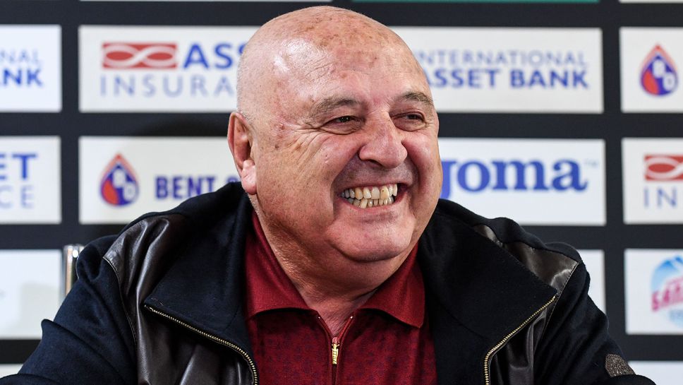 Венци Стефанов: Жадното каза "шампиони сме", извикаха тия с носиите, питките, дискотеки запазени да празнуват, после нищо