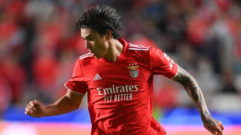  Манчестър Юнайтед любимец за подписа на изгряваща звезда на Бенфика? 