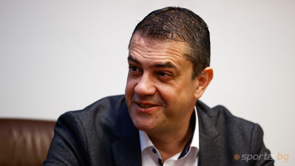 Шефът на българските рефери ще бъде съдийски наблюдател на мача на Ювентус в Лига Европа