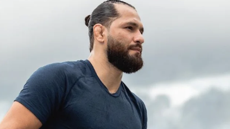 Бившият претендент в полусредна категория на UFC Хорхе Масвидал се