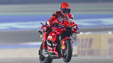  Недостижимият Маркес победи в спринта в Катар, Баная за малко да запише нула 