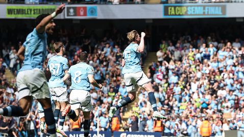  Два гола пасив не тормозиха Ман Сити за впечатляващ поврат и пет попадения в мрежата на Кристъл Палас 