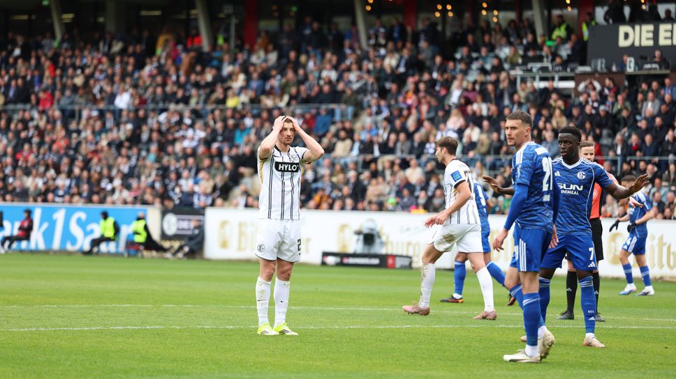 Лукас Петков свърши важна работа, но Елверсберг капитулира пред Шалке