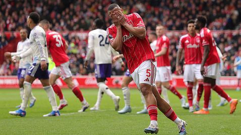 Нотингам се измъкна от опасната зона след точка срещу Астън Вила