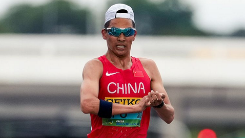 Пу доминира в надпреварата при младежите до 20 години в Бразилия