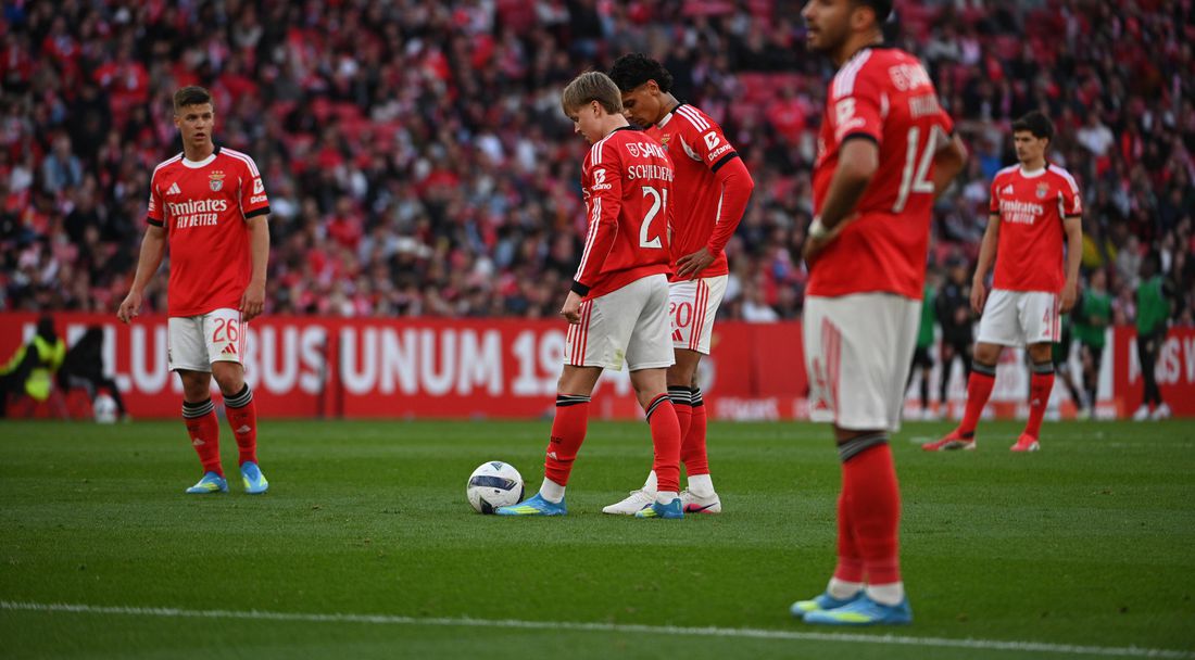 Бенфика победи кандидат за изпадне, но остава прекалено далеч от върха