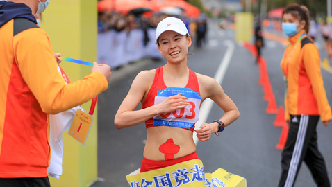 Ян Ютонг с индивидуална и отборна титла при девойките в Бразилия