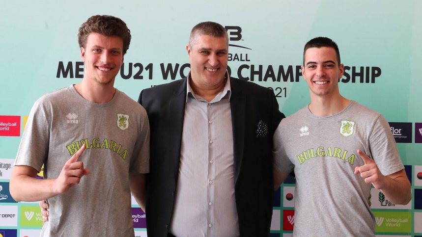 Карягин и Вълчинов: Мечтаем за медал от световното, тренировките с мъжкия национален отбор ни помагат много 🏐