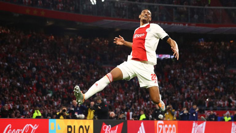  Борусия (Д) протяга ръце и към головата машина на Аякс 