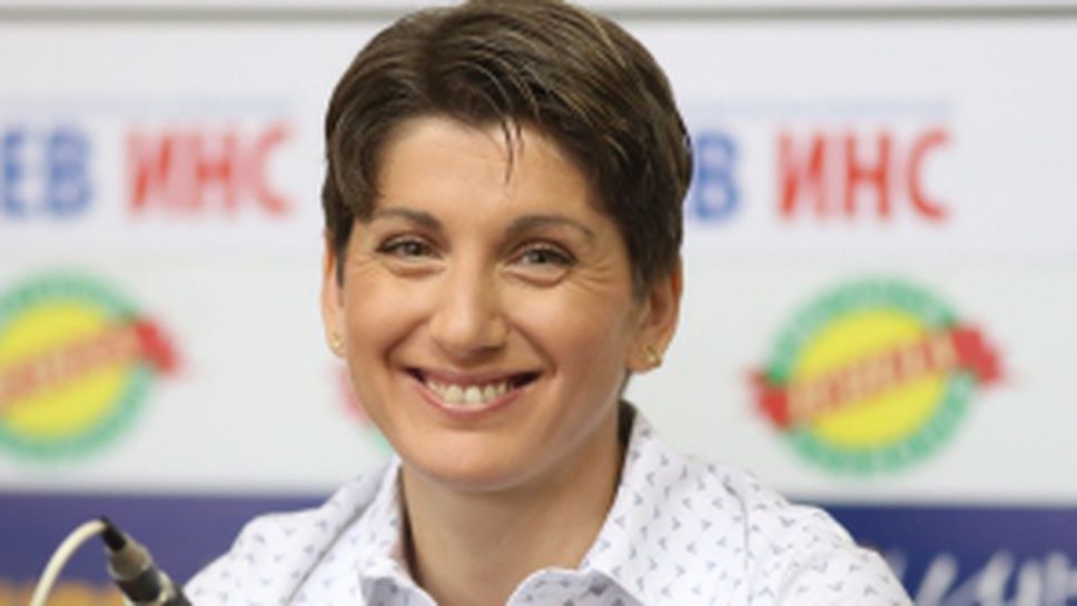 Пресконференция на Силвия Дънекова