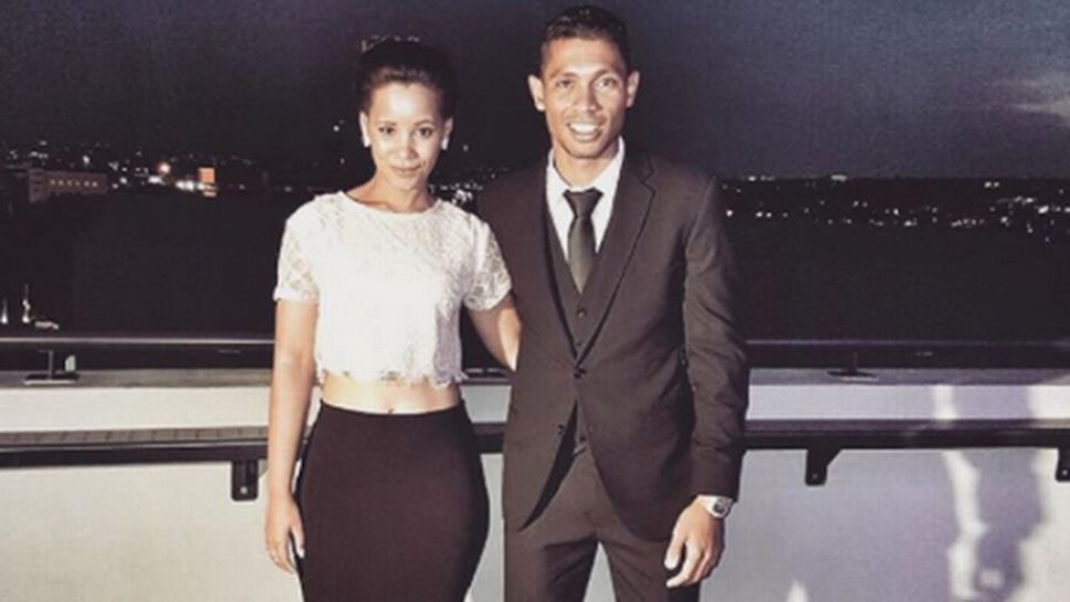 Световният рекордьор на 400 метра се сгоди