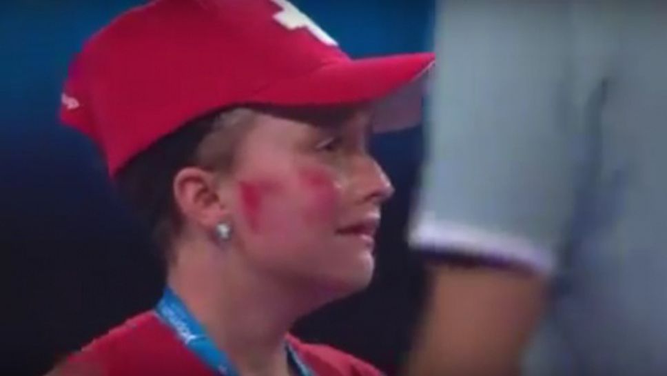 Федерер разплака малко момиче