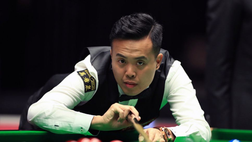 Марко Фу се разправи с Марк Алън