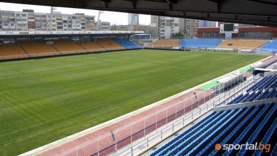 Стадион "Лазур" дължи 1,5 млн. лева данъци