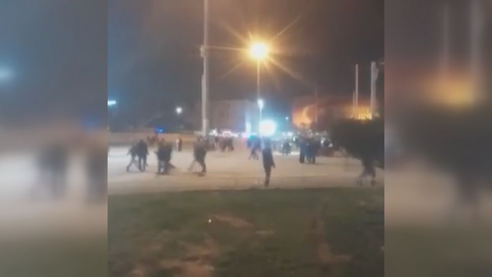 Терористичен атентат с десетки тежко ранени пред стадиона на Бешикташ в Истанбул