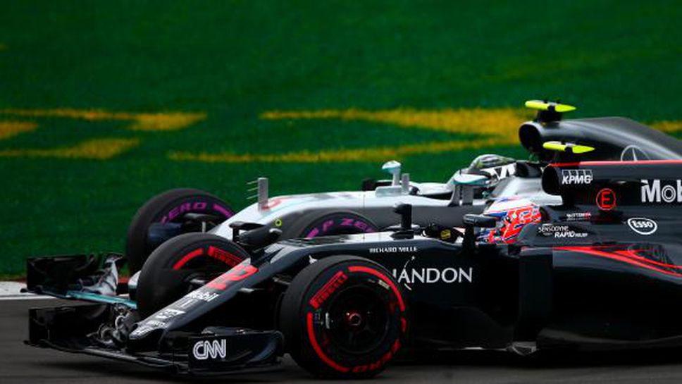 Бътън: Новите правила пак могат да са в полза на Мерцедес