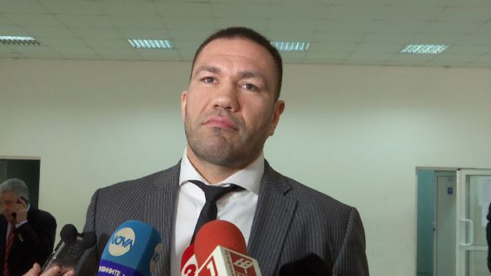 Кобрата: Съмнява ме, че ще има мач между Джошуа и Кличко