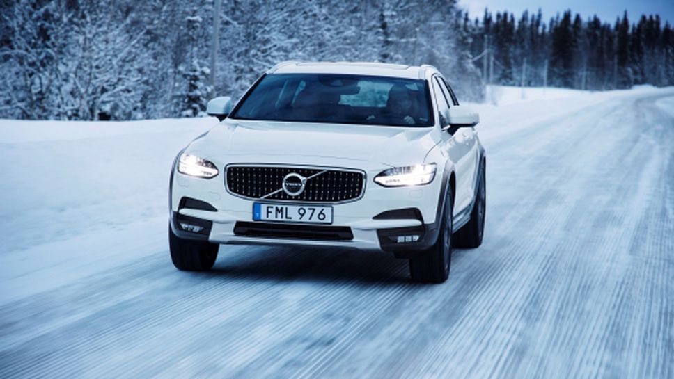 Вече 20 години Volvo е на сняг и лед с All-Wheel Drive (Видео)