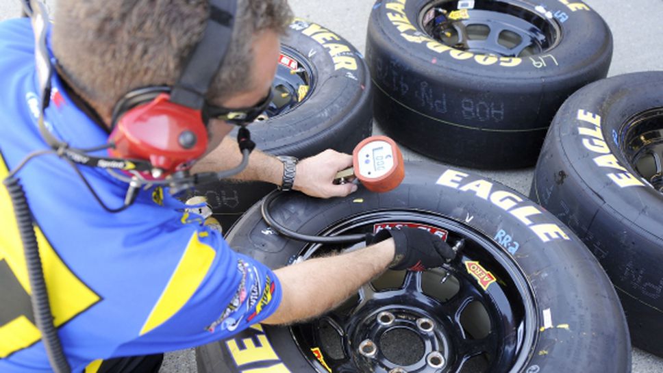 "В гаража": В търсене на златното налягане на гумите
