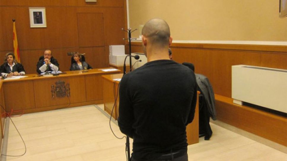 Осъдиха Масчерано на 1 година затвор