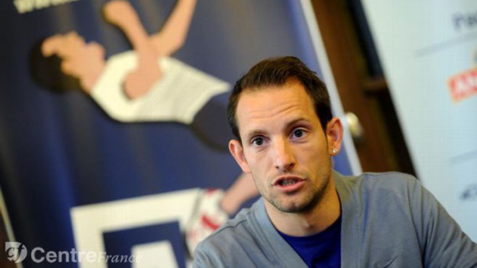 Рено Лавийени стана главен редактор за ден