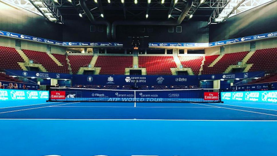 Кортът в зала "Арена Армеец" е готов за началото на Sofia Open
