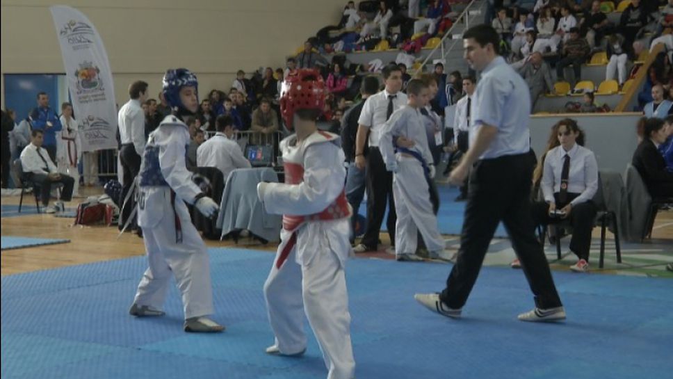 400 състезатели участваха на международен турнир по таекуондо в зала "Триадица"