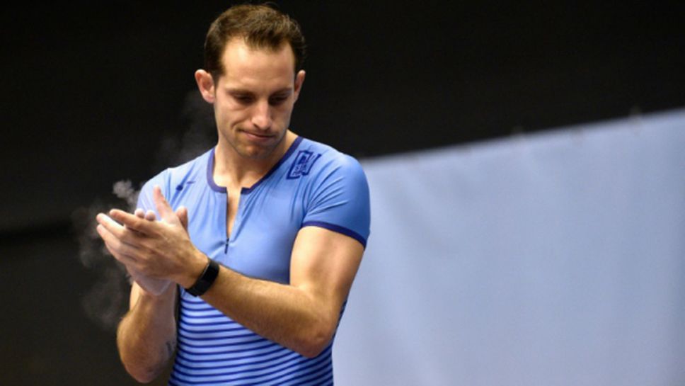 Лавийени отказа още два турнира