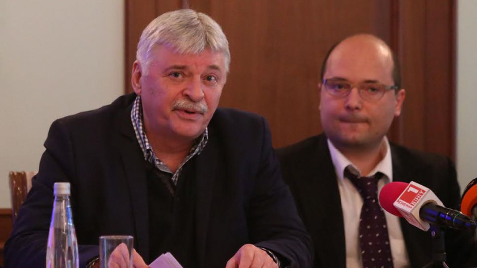 Емил Данчев: Няма нищо вярно в спекулациите за бъдещето на Бербатов