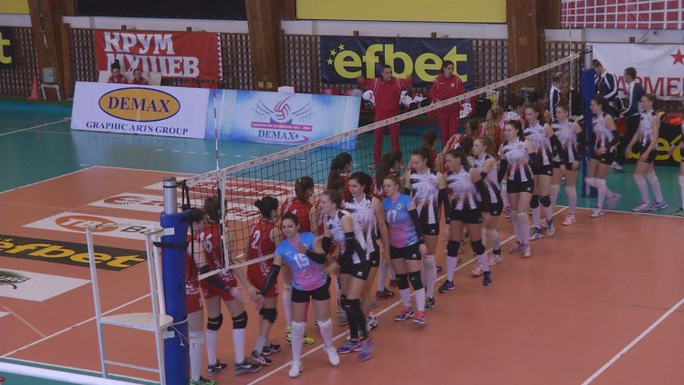 ЦСКА с отлично начало в плейофите във волейболното ни първенство при дамите