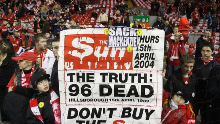 Ливърпул забрани на журналистите от "Сън" да посещават клубните мачове, тренировки и пресконференции