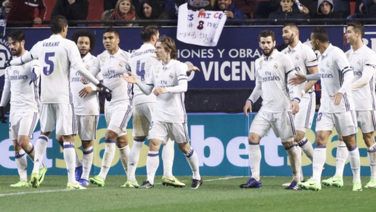 Реал Мадрид се измъкна в дъждовна Памплона и отново е лидер (видео + галерия)