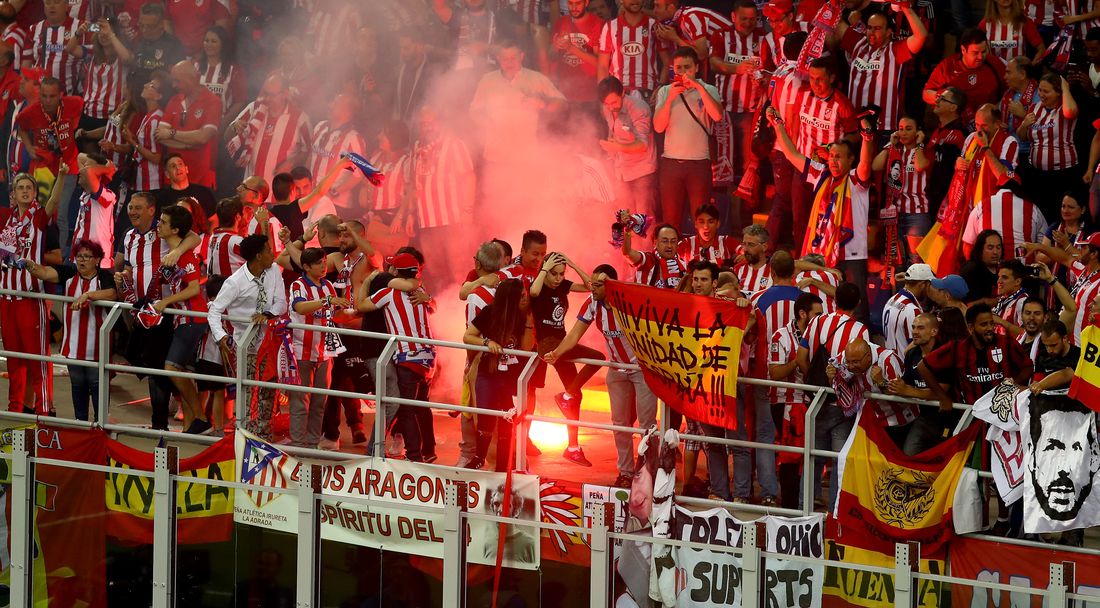 Наказаха феновете на Атлетико заради расистки подмятания