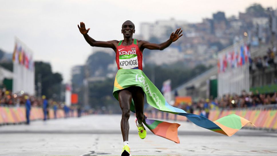 Гонят световен рекорд в маратона на писта от Формула 1