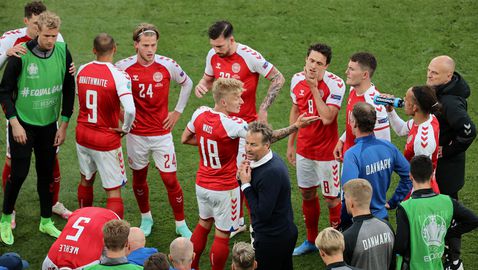 Кристиан Ериксен е в стабилно състояние, потвърдиха от Датската футболна федерация