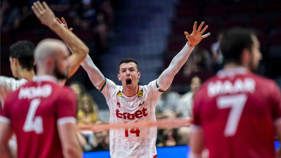 Волейболните ни национали се прибраха в България