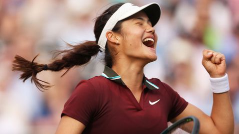 Радукану и Женг продължават напред в "Куинс Клъб"